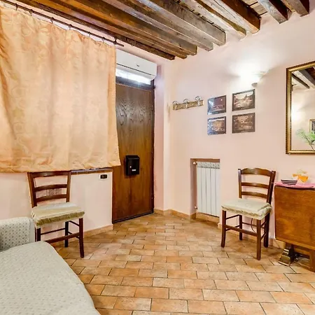 Semesterbostad Colosseum Rione Monti 1 Rom